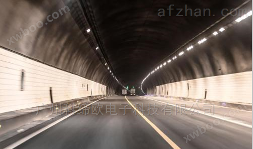 高速公路隧道交通事故塞车显示预警系统
